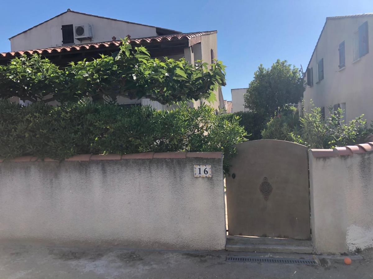 Residence Des Launes Saintes-Maries-de-la-Mer Esterno foto